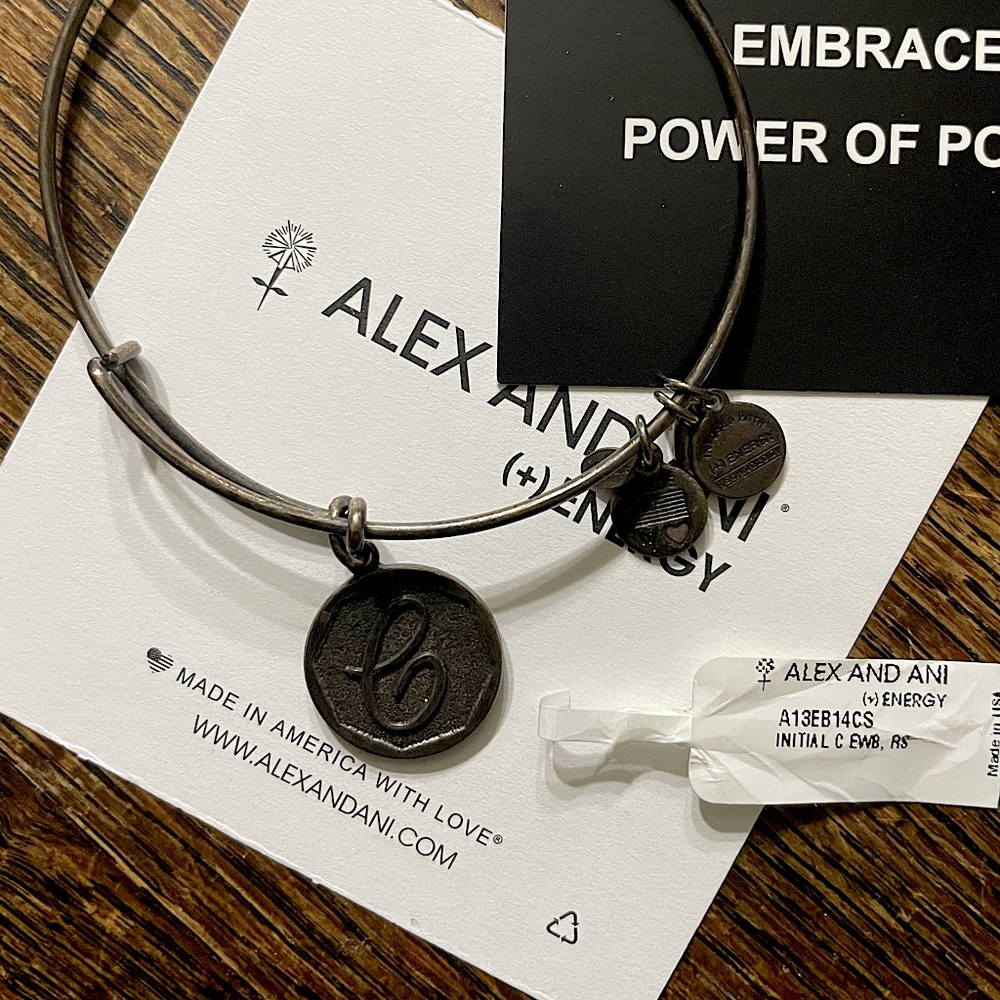ALEX and ANI “C” Bracelet🖤